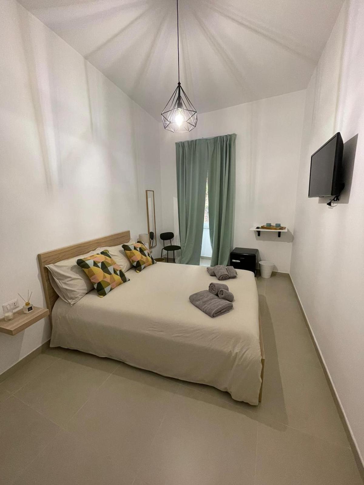 Bed and Breakfast Domus Carmela Neapol Zewnętrze zdjęcie